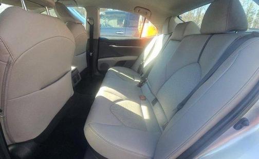 2023 Toyota Camry Hybrid XLE