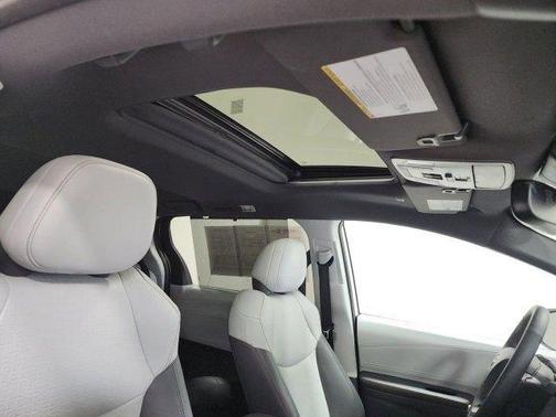 2023 Toyota Sienna XSE