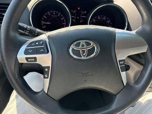 2013 Toyota Highlander 