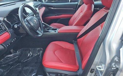 2022 Toyota Camry Hybrid XSE
