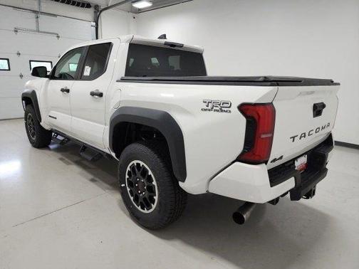 2025 Toyota Tacoma Hybrid TRD Off Road