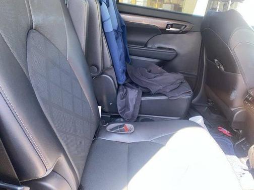 Blueprint 2022 Toyota Highlander Platinum