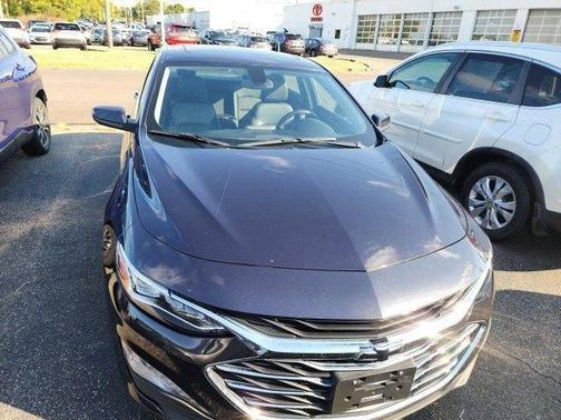2022 Chevrolet Malibu Premier