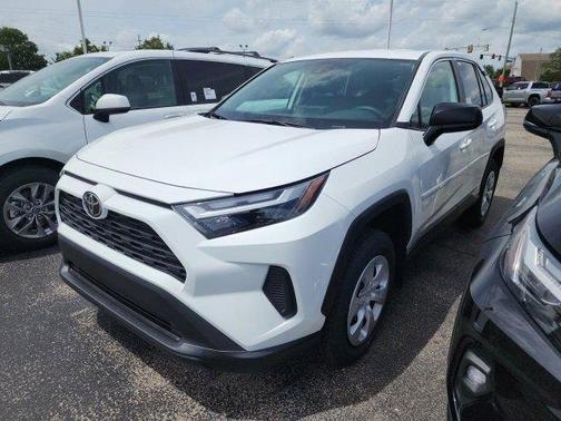 2025 Toyota RAV4 LE