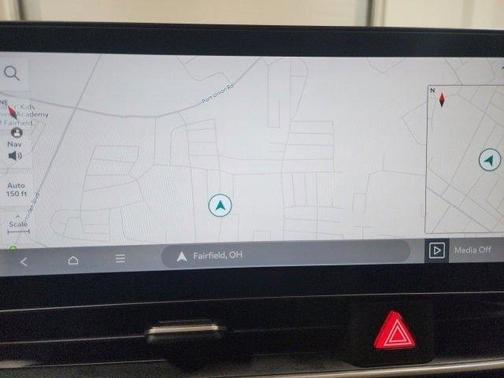 2025 Kia Carnival SX