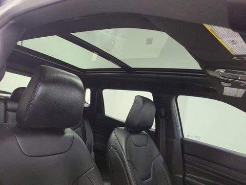 Billet Silver Metallic Clearcoat 2022 Jeep Compass Altitude