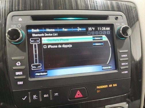 2017 Chevrolet Traverse 2LT