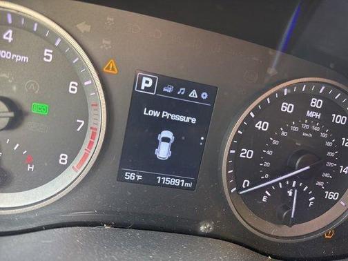 2016 Hyundai TUCSON SE