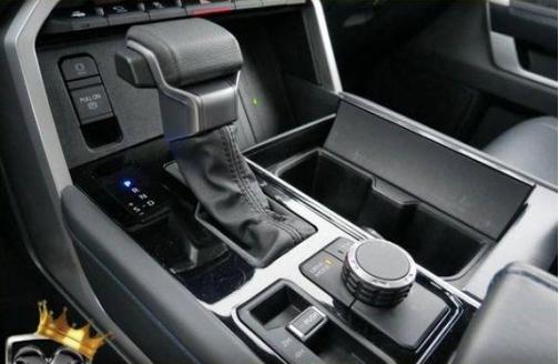 2023 Toyota Tundra Hybrid Platinum