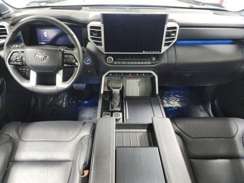 2023 Toyota Tundra Hybrid Platinum