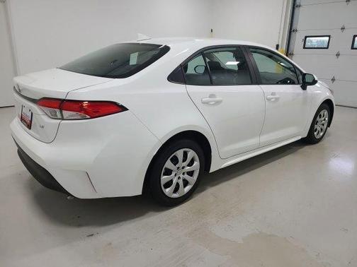 Ice 2024 Toyota Corolla LE