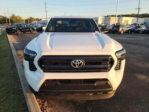 2025 Toyota Tacoma SR