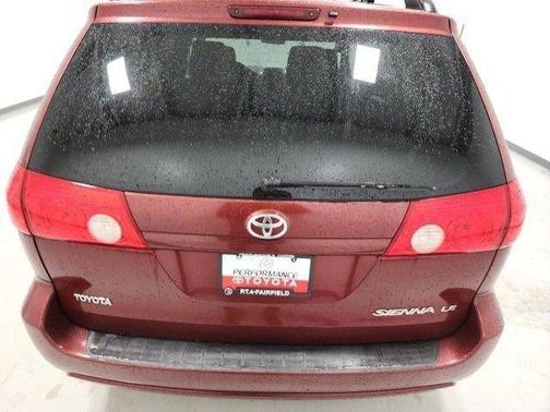 2010 Toyota Sienna LE