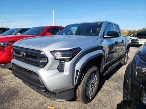 2025 Toyota Tacoma SR