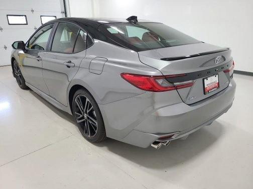 Metal 2026 Toyota Camry XSE