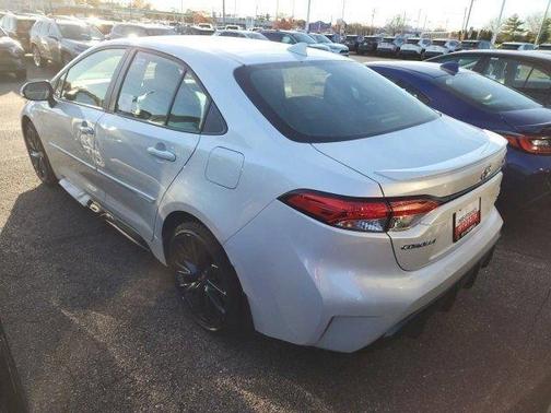 2026 Toyota Corolla Hybrid SE