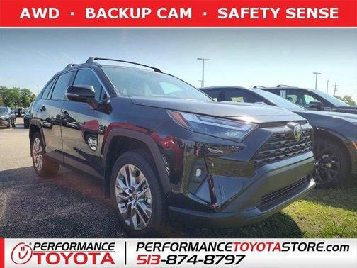 2025 Toyota RAV4 XLE Premium