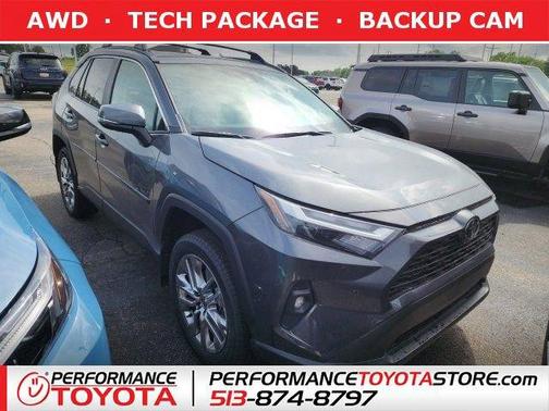 2025 Toyota RAV4 XLE Premium