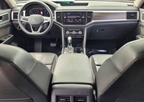 2022 Volkswagen Atlas 3.6L SE w/Technology