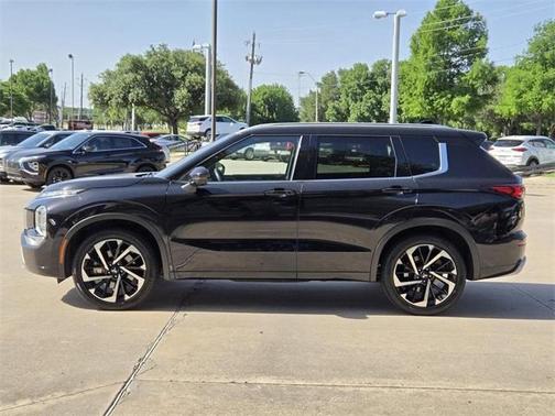 2022 Mitsubishi Outlander SEL