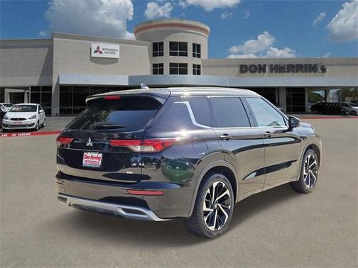 2022 Mitsubishi Outlander SEL