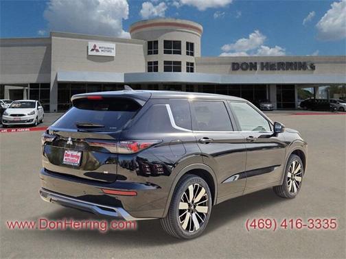 2025 Mitsubishi Outlander SE