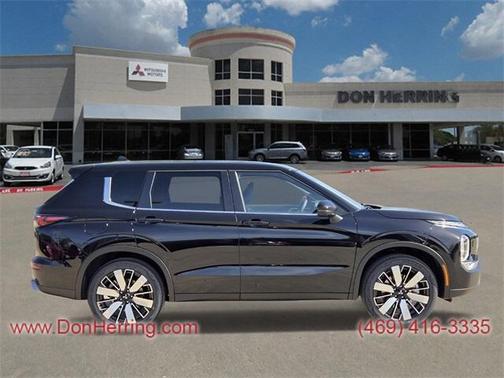 2025 Mitsubishi Outlander SE