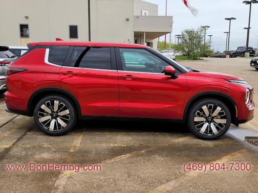 2025 Mitsubishi Outlander SE