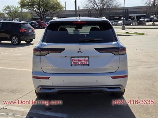 2025 Mitsubishi Outlander SEL