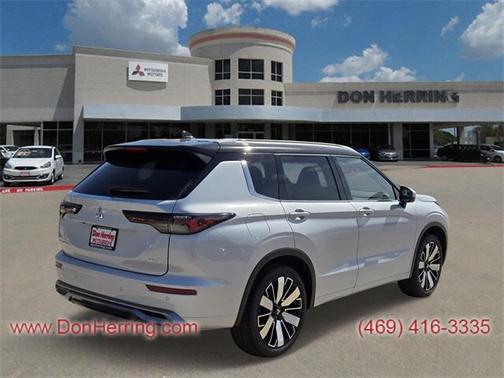 2025 Mitsubishi Outlander SEL