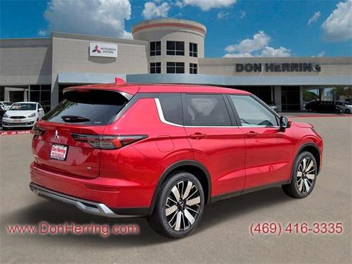 2025 Mitsubishi Outlander SE
