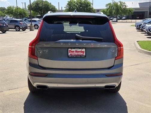 2020 Volvo XC90 T5 Momentum 7 Passenger