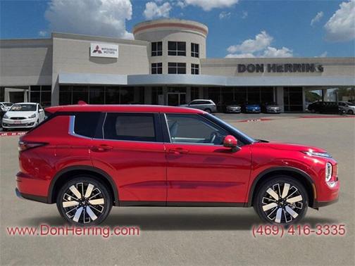 2025 Mitsubishi Outlander SE
