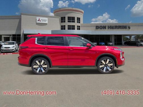 2025 Mitsubishi Outlander SE