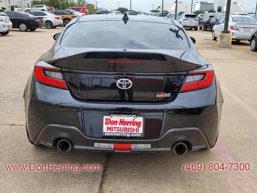 2024 Toyota GR86 Premium