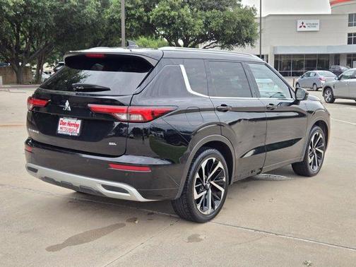 2022 Mitsubishi Outlander SEL