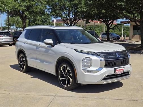 2024 Mitsubishi Outlander SEL