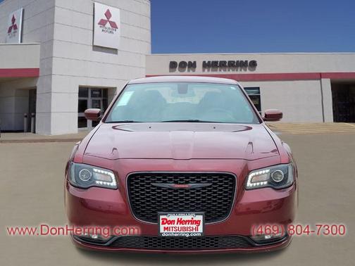 2022 Chrysler 300 S