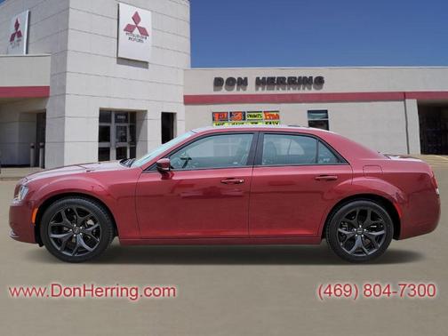 2022 Chrysler 300 S
