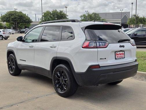 2023 Jeep Cherokee Altitude Lux