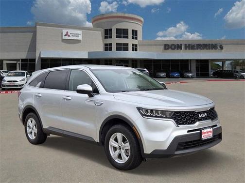 2022 Kia Sorento LX