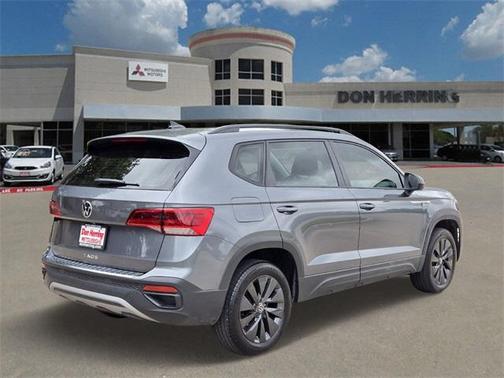 2024 Volkswagen Taos 1.5T S