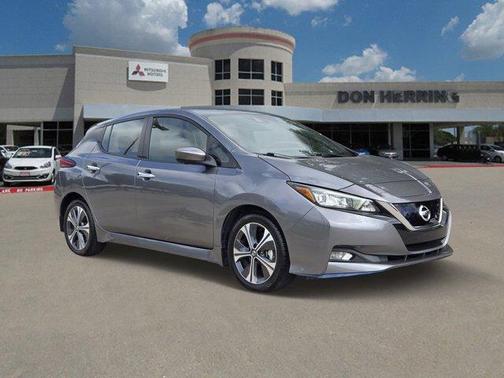 2022 Nissan Leaf SV PLUS