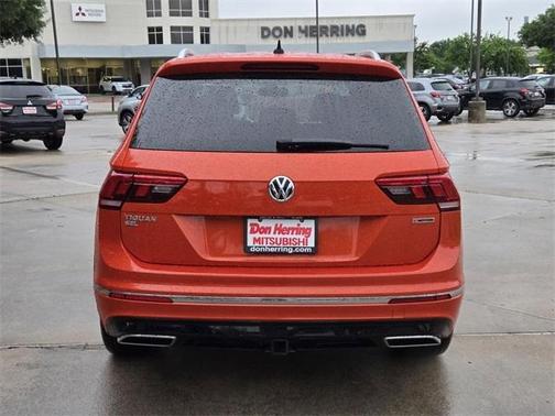 2019 Volkswagen Tiguan 2.0T SEL R-Line