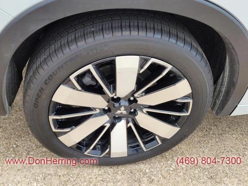 2025 Mitsubishi Outlander SEL