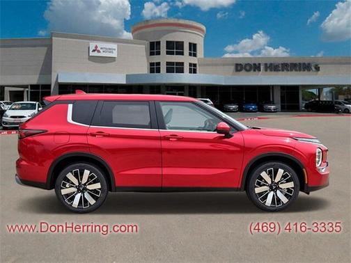 2025 Mitsubishi Outlander SE