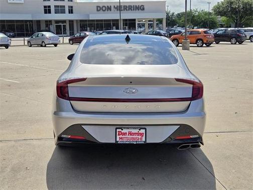 2022 Hyundai SONATA SEL