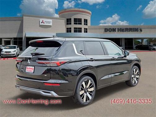 2025 Mitsubishi Outlander SE