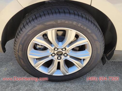 2023 Ford Edge Titanium