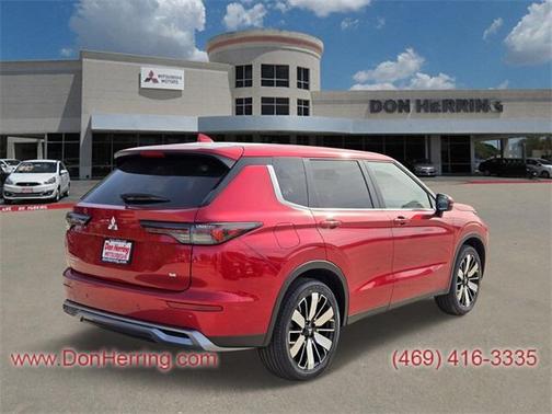 2025 Mitsubishi Outlander SE